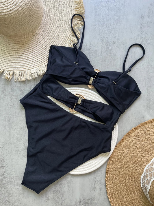 Essence one piece swimsuit
