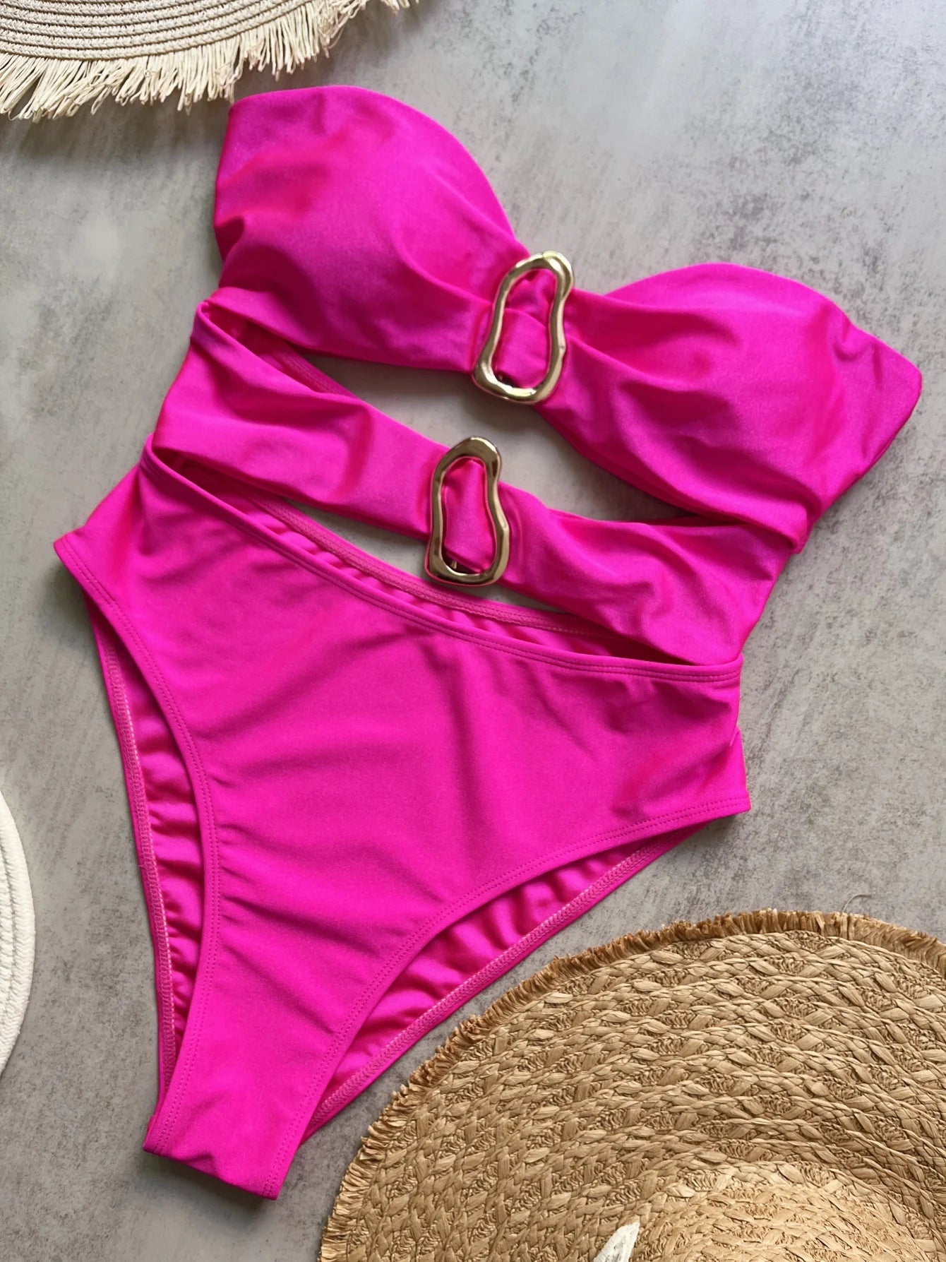 Essence one piece swimsuit