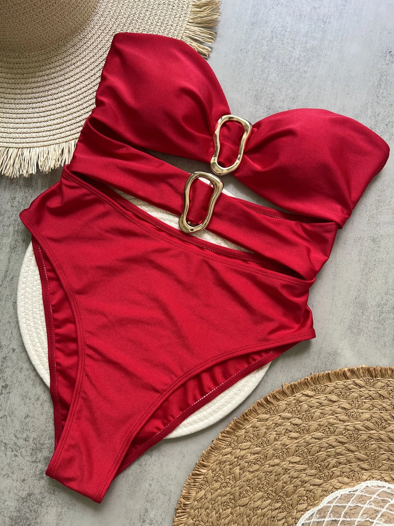 Essence one piece swimsuit